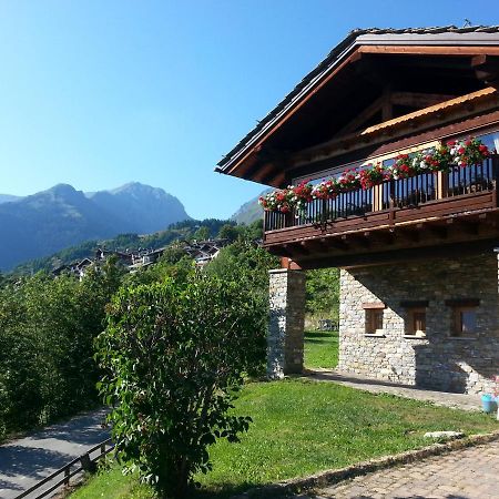 Les Combes Ξενοδοχείο La Salle Εξωτερικό φωτογραφία